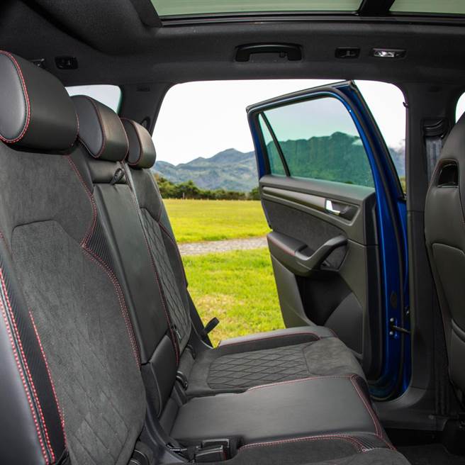 第二排座位空间宽敞。（陈大任摄）