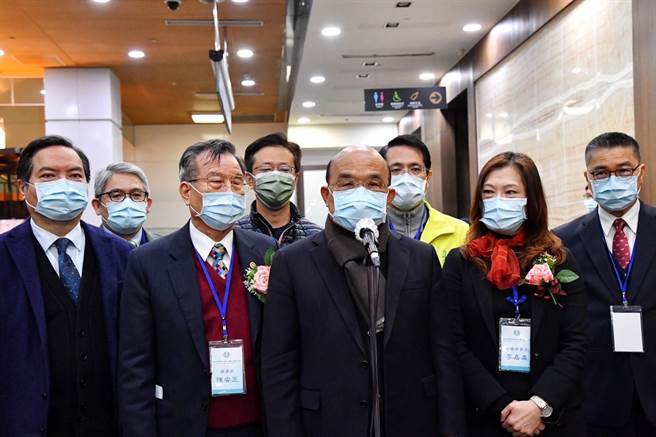 针对俄乌情势紧张，是否会俄罗斯实施限制半导体出口，行政院长苏贞昌表示，有助于和平解决相关争议，都会尽最大努力。（行政院提供）