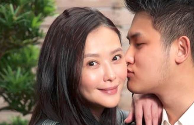 萧淑慎除了老公梁轩安，还有前世情人能给她双倍宠爱。（图／取自萧淑慎脸书）