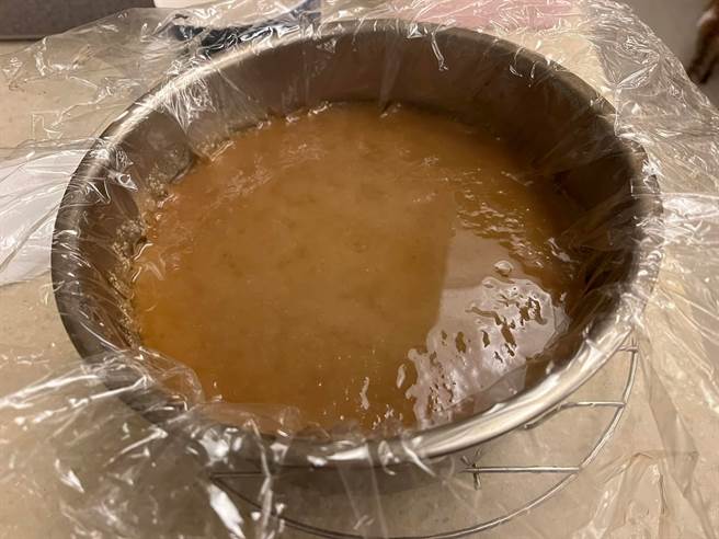 虎爸宠女儿之「手作黑糖年糕」。（图／取自萧淑慎脸书）