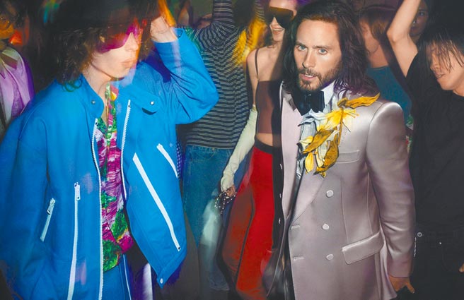 演员杰瑞德雷托现身Gucci形象广告影片，他长期支持Gucci，穿起Gucci服装显得十分合衬。（Gucci提供）