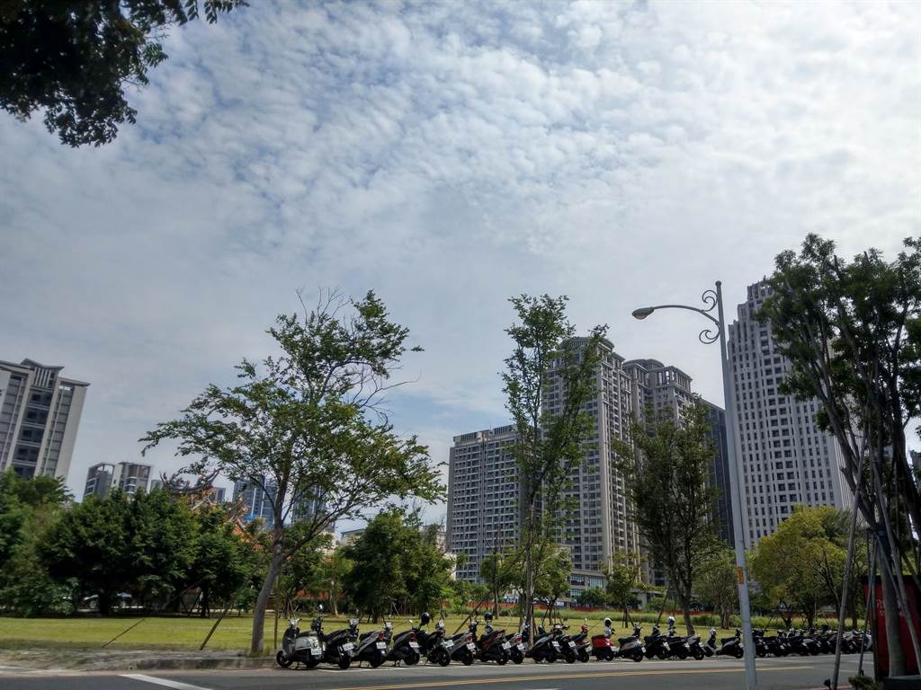 新竹地區是2021年新建案銷售率最高的地方，年銷售率高達約77.5％。(圖/葉思含攝)
