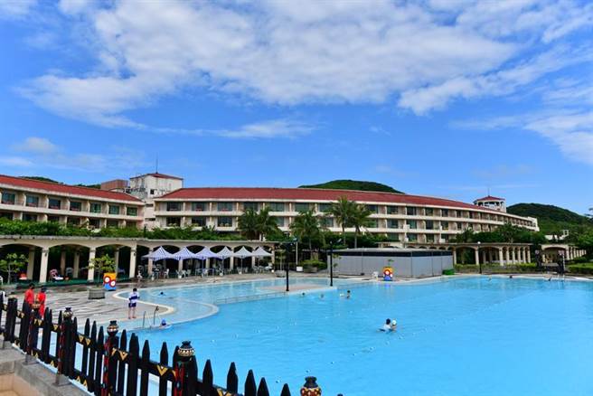 （垦丁福华饭店三月起订房加购高铁可享车票七折优惠。图／垦丁福华饭店提供）
