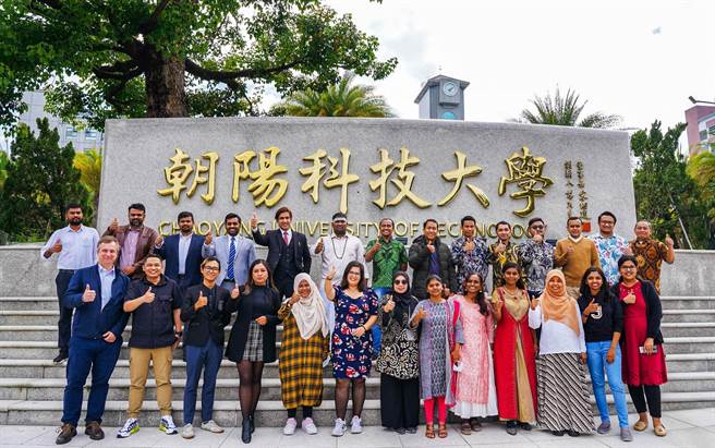 朝陽科大創校僅28年，以卓越的國際化成果，躍升全球最佳年輕大學。(朝陽科大提供／林欣儀台中傳真)