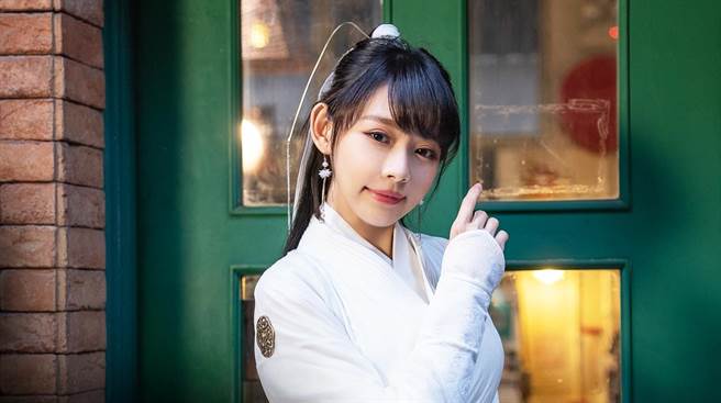 林明祯在手游里的造型扮像甜美。（爱玩天地提供）