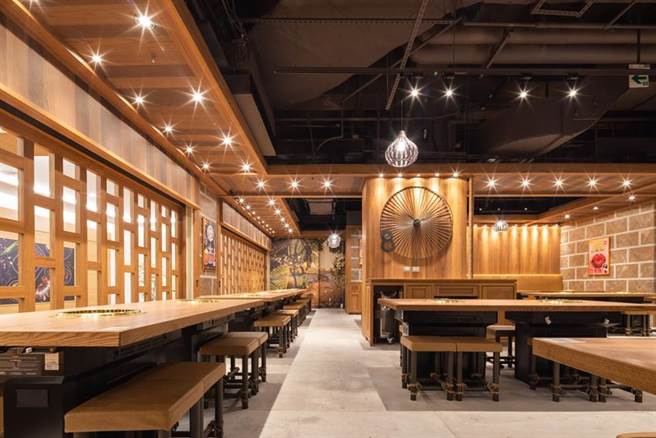 （「台南乾杯三井店」位于「MITSUI OUTLET PARK 台南」1楼主题餐厅区，坪数62坪，座位数总共有92个席位。图／乾杯集团提供）