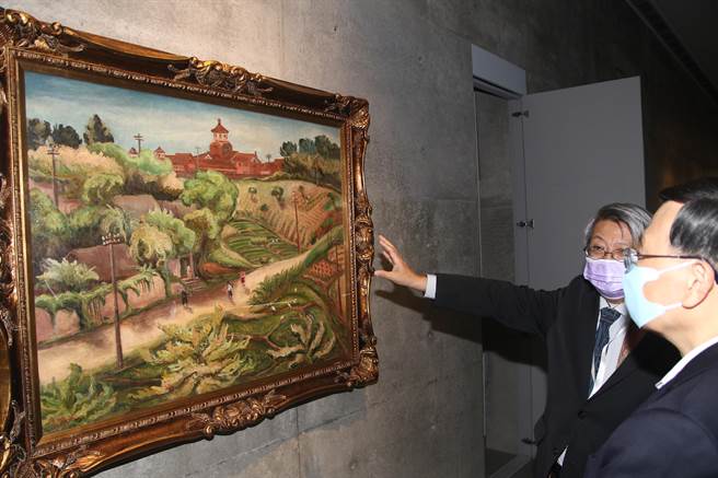 亚洲大学现代美术馆推出「老虎不老，福虎生风－2022史博虎年特展在亚大」及「寻找台湾的色彩－前辈画家眼中的台湾」双特展，24日热闹开展，展期至6月5日。（林欣仪摄）