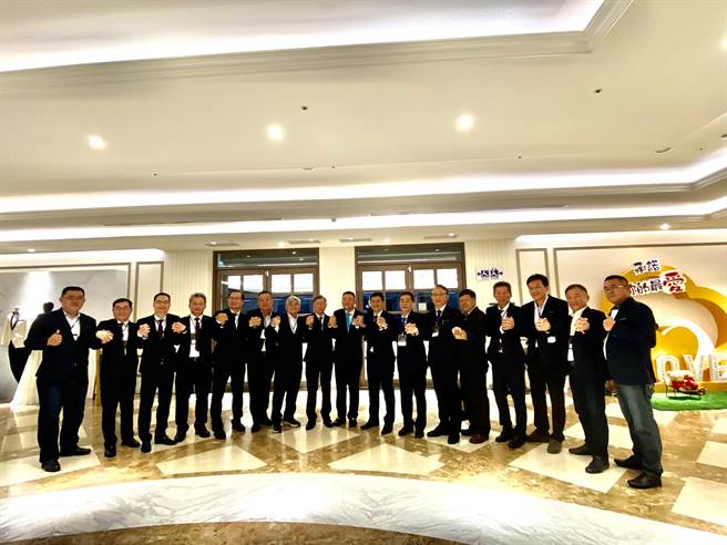 大台中不动产开发公会建议台中市政府体恤建筑业经营困境，针对建筑业之囤房税宽限期可放宽至5年。（卢金足摄）