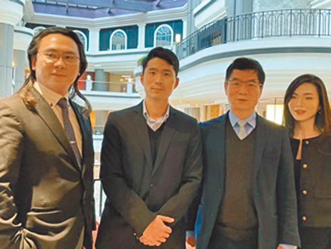 圖為路迦生醫董事長唐稚超（左起）、總經理劉朝安、顧問劉炳中、副總劉岱琳。圖／杜蕙蓉