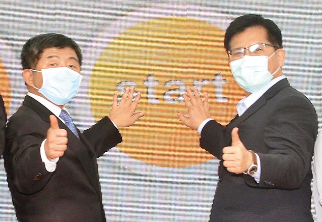 卫福部长陈时中（左）与前交通部长林佳龙（右）年底选战是否参选，备受外界关注。（本报资料照片）