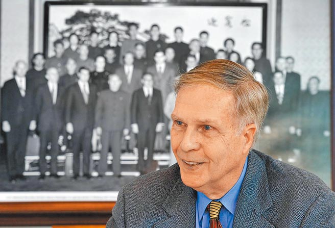 溫士頓．羅德（Winston Lord）。（取自網路）