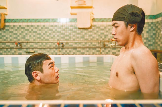 禾浩辰（左）与蔡凡熙浴缸对手戏超级多。（羚邦集团提供）