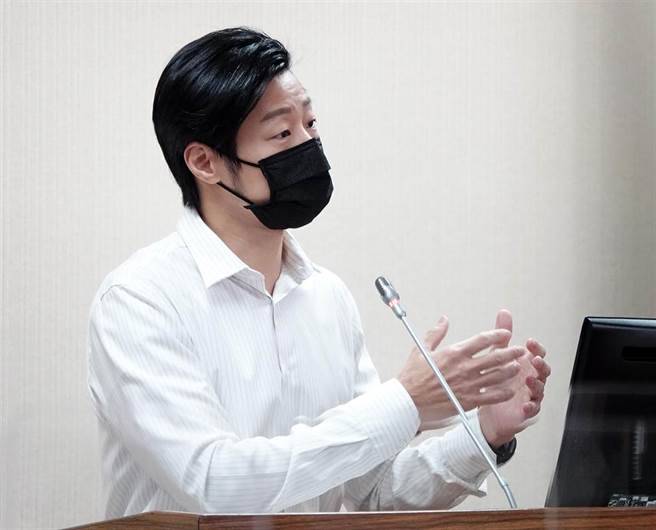 无党籍立委林昶佐发文声援乌克兰，要求台湾强化国防，却因过往闪兵反被网友呛翻。（资料照／刘宗龙摄）