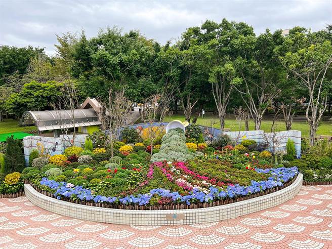 大安森林公园百花齐放，台北杜鹃花季3／1开跑。（公园处提供）