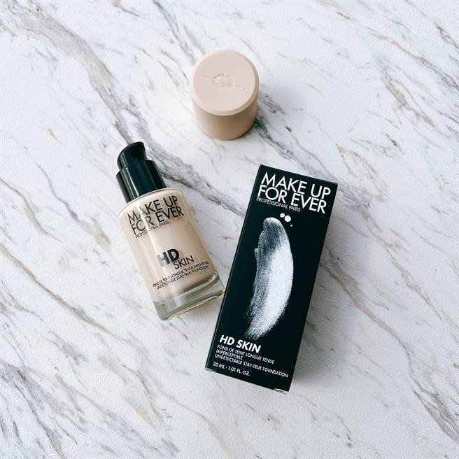 MAKE UP FOR EVER HD SKIN 粉无痕持久粉底液。（邱映慈摄）