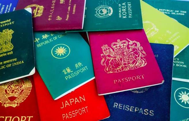 中國駐烏克蘭大使館：啟動為中國公民遠程緊急辦理旅行證件。（圖：Shutterstock）