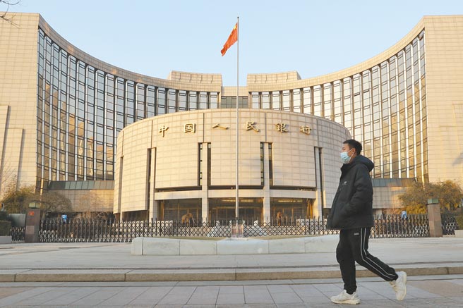 北大副教授顏色24日指出，在貨幣政策面明顯存在寬鬆空間，現在是實行貨幣寬鬆的好時機。（中新社）