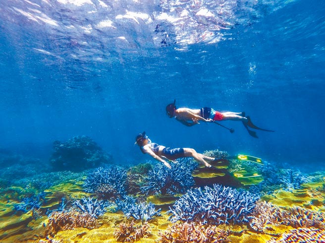 迎接海上花火節帶來的旅遊旺季，KKday祭出許多澎湖商品早鳥優惠 。（KKday提供）