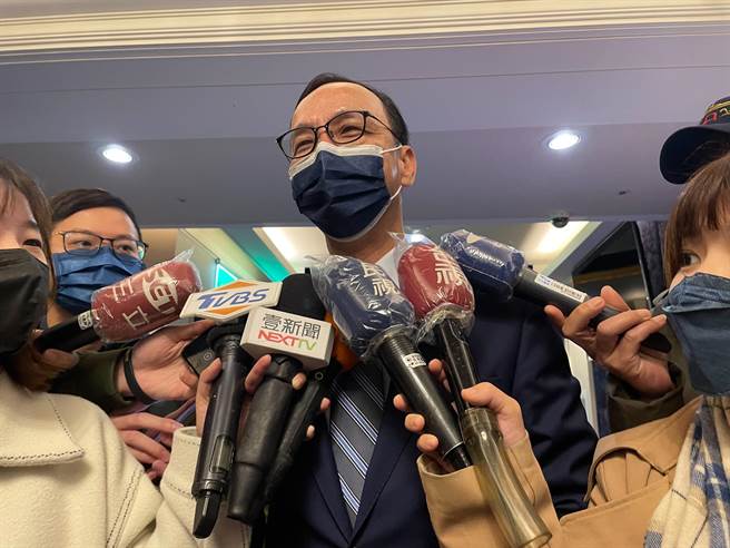 國民黨主席朱立倫今（27日）表示，相信一切要靠自己，自立自強最重要。（葉書宏攝）