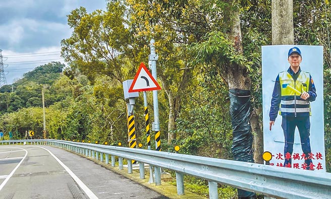 新竹县警局在峨眉乡台3线89K到90K危险路段设置固定杆测速，3月1日上路执法。（罗浚滨摄）