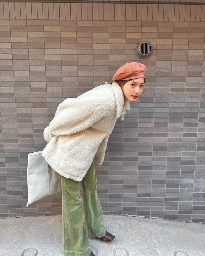 本田翼用斷食療法消水腫。（取自推特）