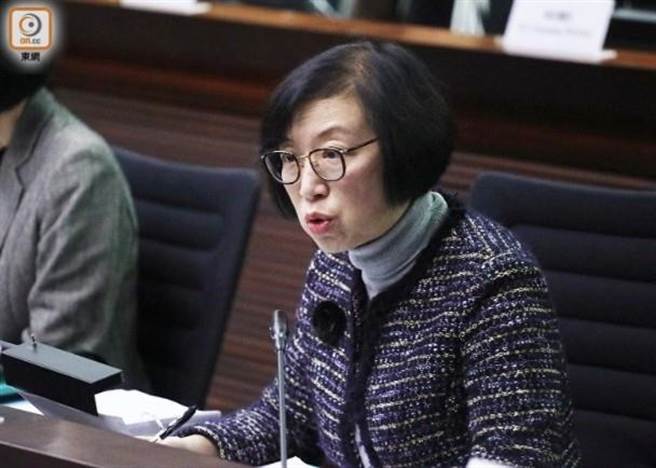 香港食物及卫生局局长陈肇始。（香港东网）