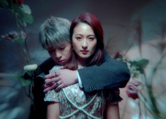 林亭翰沉淀1年推出新单曲〈怪平衡〉。（青田音乐提供）