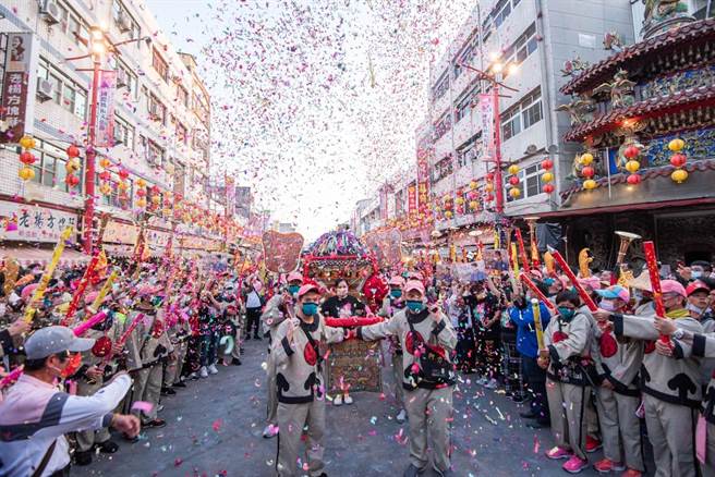 陈亚兰答谢妈祖保庇《嘉庆君游臺湾》收视创佳绩。（欣湉国际提供)