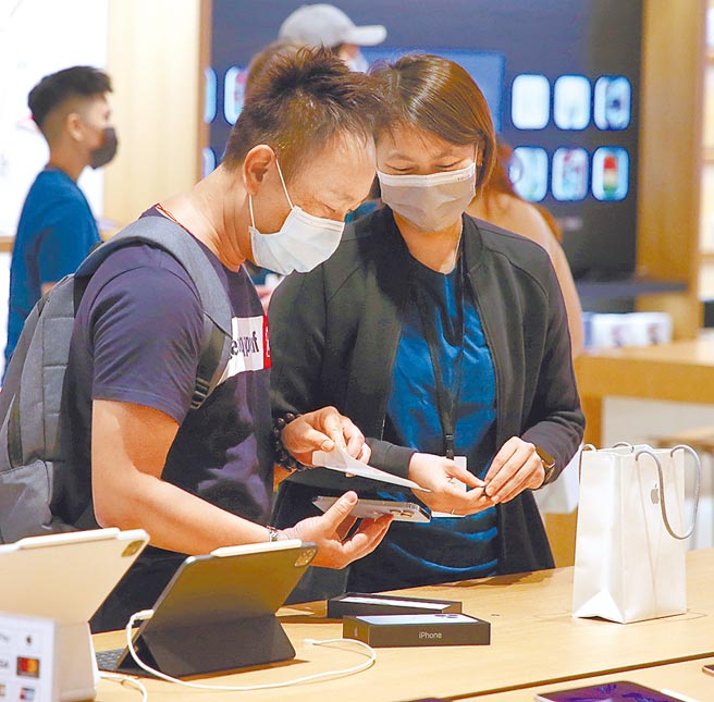 电信三雄合併效应正式发酵，低价吃到饱提前退场。此为示意图。（本报资料照片）