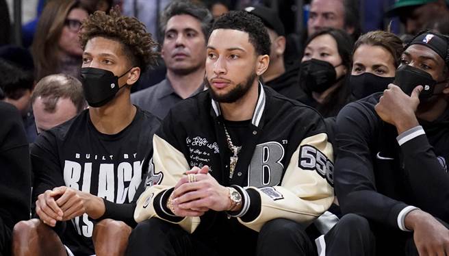 班西蒙斯目前遭遇背部伤势(美联社资料照)