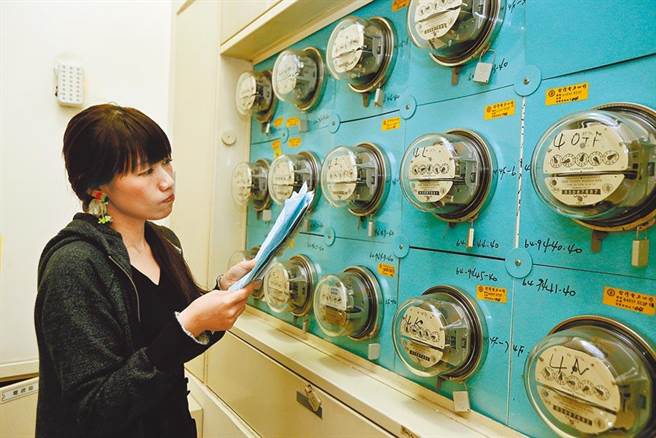 電價擋不住？王美花：月底召開電價審議會評估。（本報資料照片）