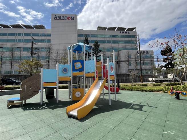 桃園市八德區大安果樹公園遊戲場。（陳夢茹攝）