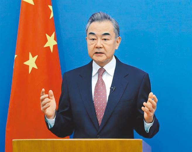 大陆国务委员兼外长王毅表示，将向非洲之角受到旱灾影响等国家，提供紧急粮食援助。（摘自中国外交部官网）