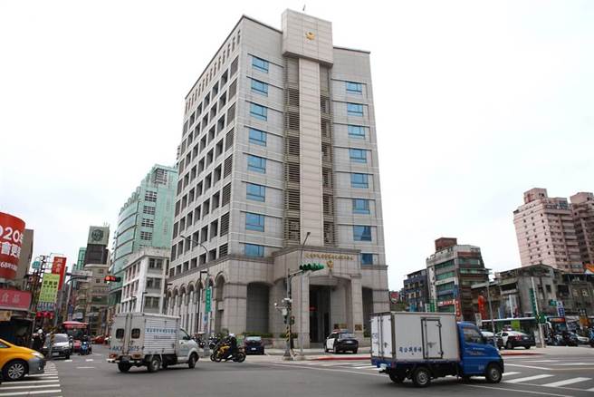 北市万盛街女子持刀砍男友，男重伤后再自戕。(中时资料库)