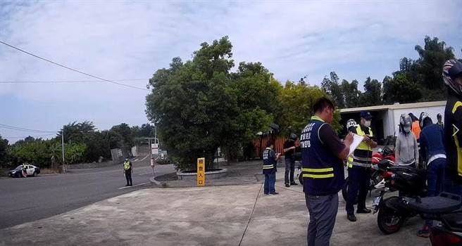 龍崎182線3天連假包括區間測速、固定與移動式等測速照相取締違規多達531件。（民眾提供／曹婷婷台南傳真）