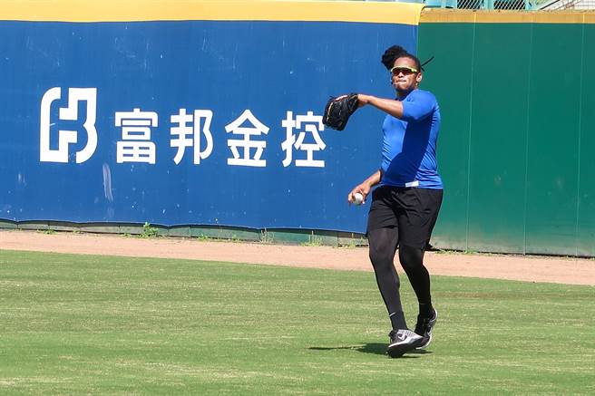 富邦悍将洋炮霸帝士。（富邦悍将提供）