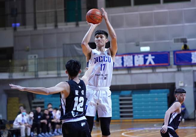 政大蔡宸綱18分、7籃板。（大專體總提供）