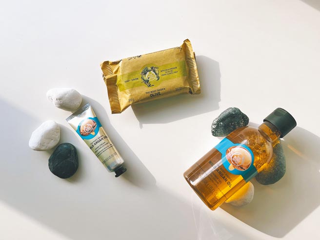 老爷会馆住房专案，赠价值880元的「The Body Shop春日洗沐礼盒」。（老爷酒店集团提供）