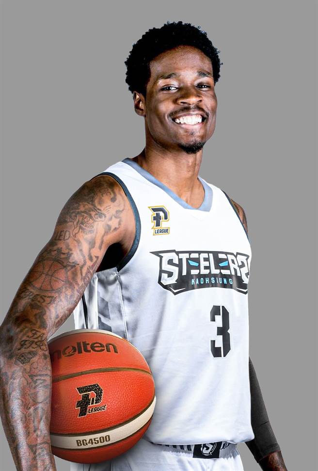 曾站上NBA舞台的哈里斯，加盟PLG高雄鋼鐵人，加上周儀翔與NBA狀元郎班奈特，補齊了奪冠陣容。(鋼鐵人提供)