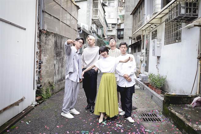 浅堤公布台北专场嘉宾邀请HUSH合唱。(浅堤提供)