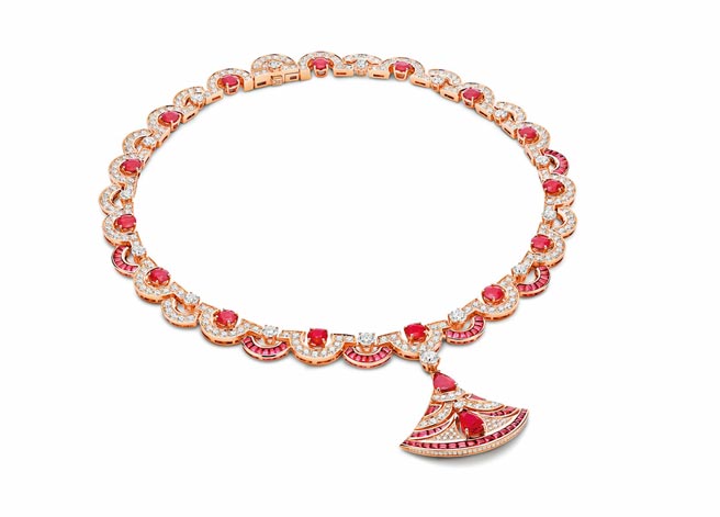 红宝石项炼宝格丽Lucky Dream顶级红宝石项炼，带来幸运梦想。（BVLGARI提供）