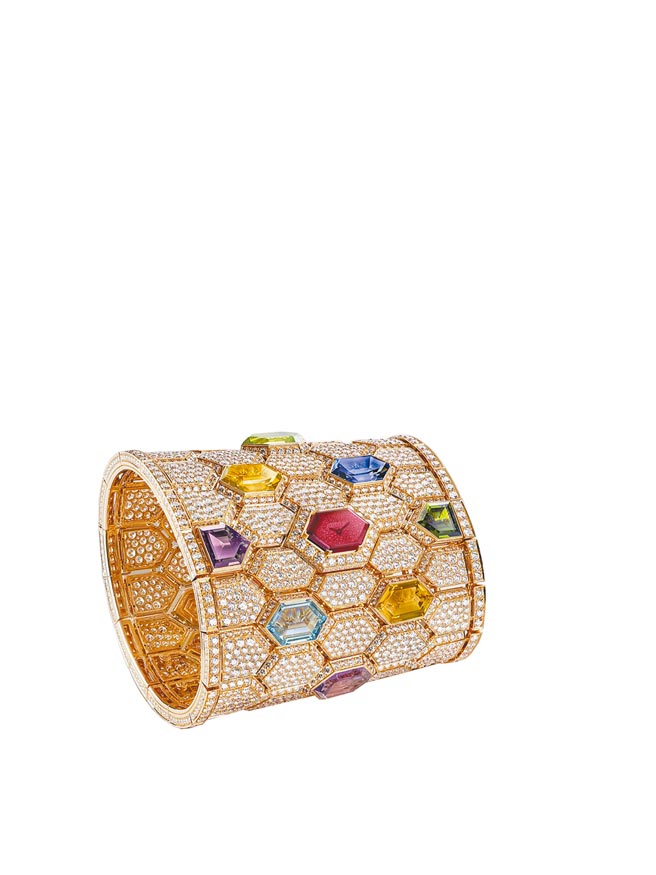 神秘珠宝表宝格丽以埃及艳后为灵感打造Serpenti Misteriosi Cleopatra神秘珠宝表。（BVLGARI提供）