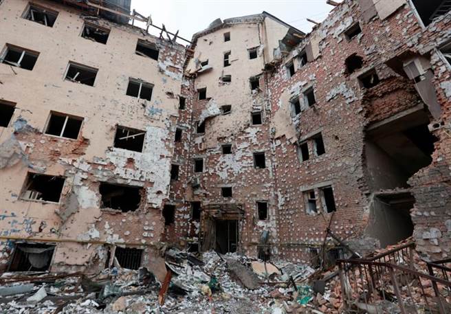 乌克兰加入欧盟本质上是经济问题，加入欧盟也不见得要立即成为北约组织成员。乌克兰尚未进欧盟就急着要进北约，正好给普丁动武的藉口，代价太大了。（图／路透）