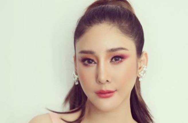 妮达帕查娜维拉潘坠河身亡，如今仍有诸多疑点待厘清。（melonp.official IG）