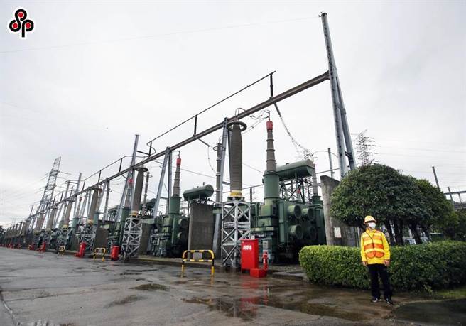 全台今（3日）大停電，依據消防署統計至上午10時50分，全台共發生231件電梯受困事件。（報系資料照片）