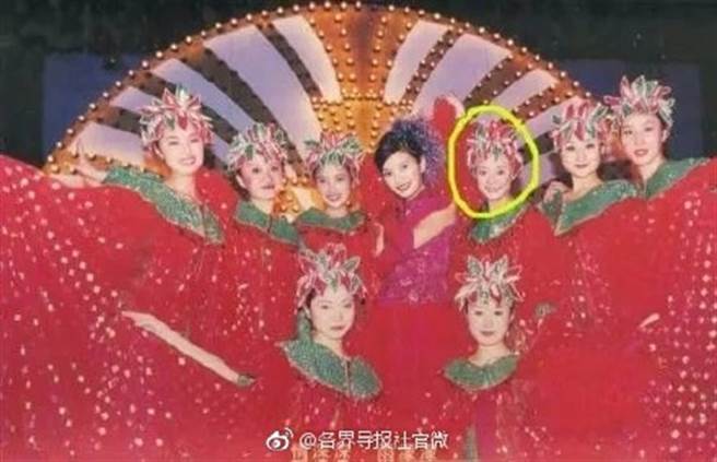 孫儷曾幫趙薇伴舞。（圖／取材自微博）