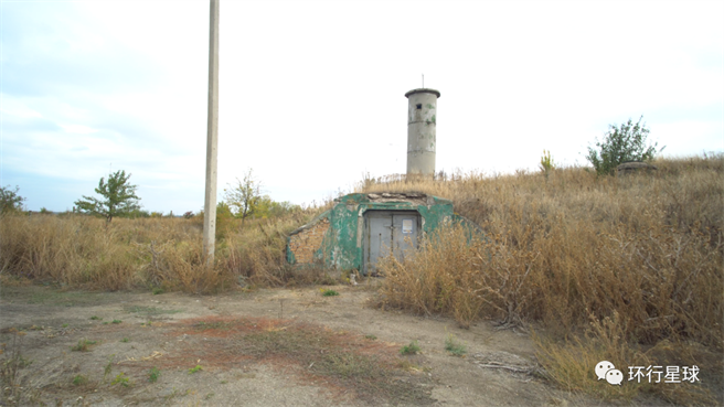 地下核弹发射室的入口。（作者提供）