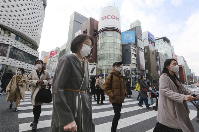 東京都等15地有意延長防疫管制。(圖／美聯社)