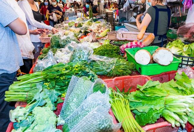 奧客買菜僅用1句話就激怒攤販。（示意圖／shutterstock）