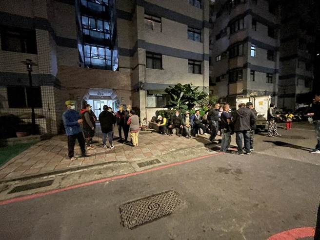 新北市新店中正、三峡隆恩埔国宅长年来提供地方原住民承租，近期约有118户原民住户被告知租约不再续约，须在8月前搬离，引起反弹。（宋雨蓁提供）